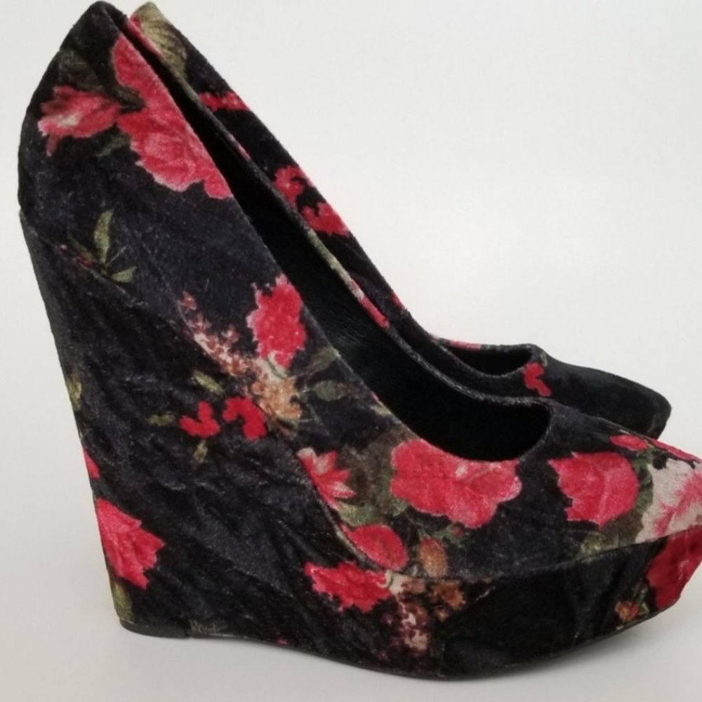 Aldo Black Wedge Velvet With Colorful Flowers